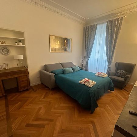 Appartamento “La Palma Nel Cortile” Рим Екстериор снимка