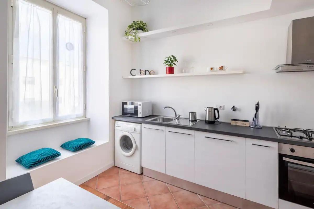 Appartamento “La Palma Nel Cortile” Рим Екстериор снимка