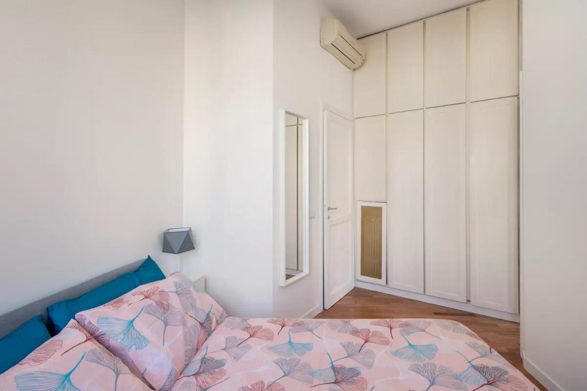 Appartamento “La Palma Nel Cortile” Рим Екстериор снимка